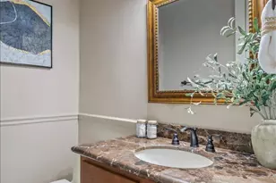 1465 W Caribbean Ln, Phoenix, AZ 85023 - Photo 29