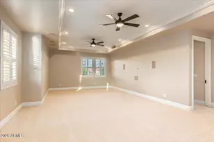 1465 W Caribbean Ln, Phoenix, AZ 85023 - Photo 31