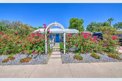 3121 N 26th Place, Phoenix, AZ 85016 - Photo 1