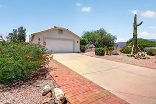 9421 E Sleepy Hollow Trail, Gold Canyon, AZ 85118 - Photo 3