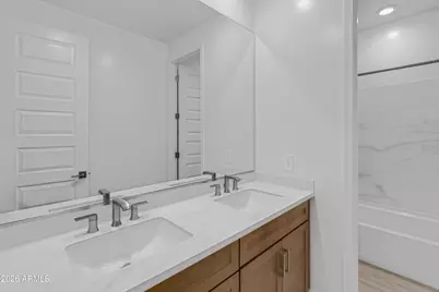 9817 S 12th Street, Phoenix, AZ 85042 - Photo 37