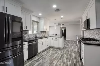 3038 W Charter Oak Road, Phoenix, AZ 85029 - Photo 35