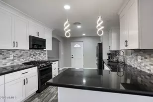 3038 W Charter Oak Rd, Phoenix, AZ 85029 - Photo 33