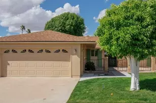 10405 W Saratoga Circle W, Sun City, AZ 85351 - Photo 1