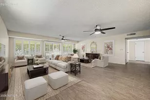 10405 W Saratoga Circle W, Sun City, AZ 85351 - Photo 9