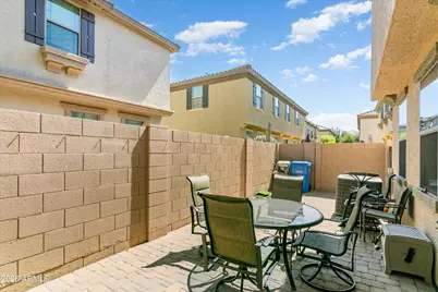 8146 W Groom Creek Road, Phoenix, AZ 85043 - Photo 9