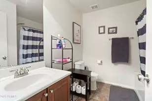 8146 W Groom Creek Rd, Phoenix, AZ 85043 - Photo 27