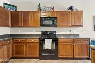 8146 W Groom Creek Rd, Phoenix, AZ 85043 - Photo 15