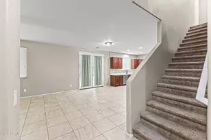 15864 W Laurel Ln, Surprise, AZ 85379 - Photo 5
