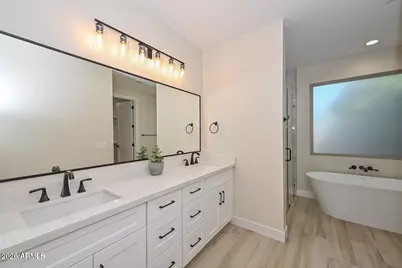 19222 N 29th Place, Phoenix, AZ 85050 - Photo 25