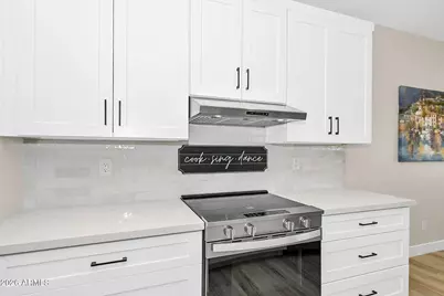 19222 N 29th Place, Phoenix, AZ 85050 - Photo 13