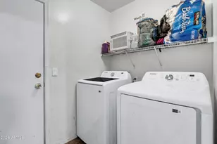 3233 W Huntington Dr, Phoenix, AZ 85041 - Photo 19