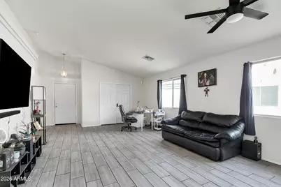 3233 W Huntington Drive, Phoenix, AZ 85041 - Photo 5