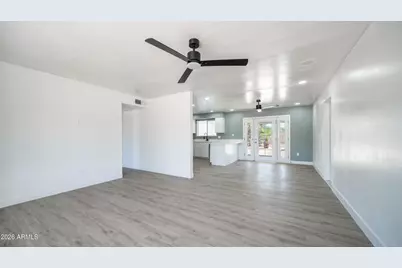 1558 W Crescent Avenue, Mesa, AZ 85202 - Photo 5