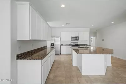 38170 W Amalfi Avenue, Maricopa, AZ 85138 - Photo 9