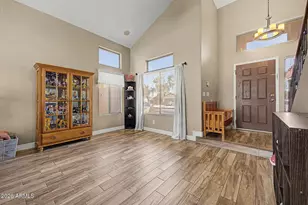 10818 W Sands Dr, Sun City, AZ 85373 - Photo 5
