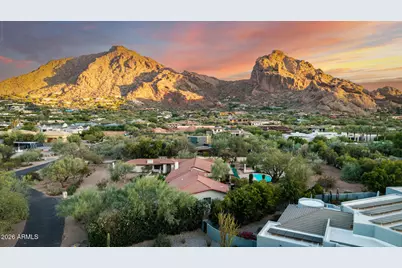 6210 N Camelback Manor Drive, Paradise Valley, AZ 85253 - Photo 1