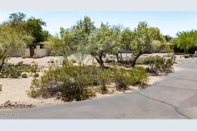 6210 N Camelback Manor Drive, Paradise Valley, AZ 85253 - Photo 21