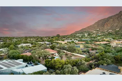 6210 N Camelback Manor Drive, Paradise Valley, AZ 85253 - Photo 7