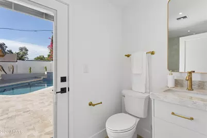 144 E Winter Drive, Phoenix, AZ 85020 - Photo 23