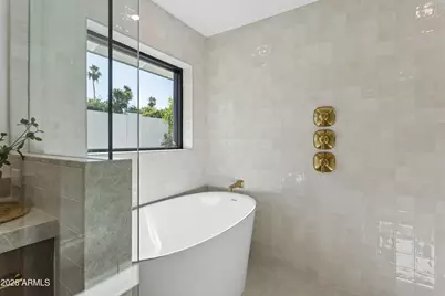 144 E Winter Drive, Phoenix, AZ 85020 - Photo 37