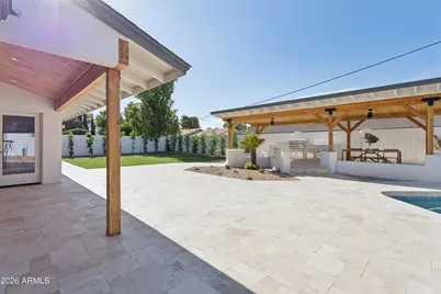 144 E Winter Drive, Phoenix, AZ 85020 - Photo 29