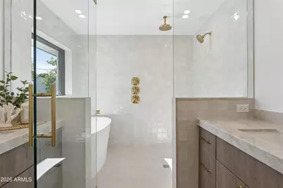 144 E Winter Drive, Phoenix, AZ 85020 - Photo 37