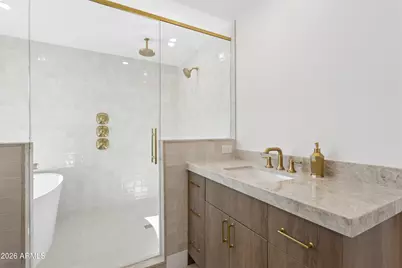 144 E Winter Drive, Phoenix, AZ 85020 - Photo 35