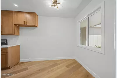 10930 W Topaz Drive, Sun City, AZ 85351 - Photo 7
