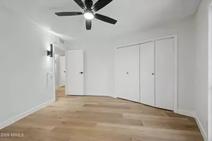 10930 W Topaz Dr, Sun City, AZ 85351 - Photo 11