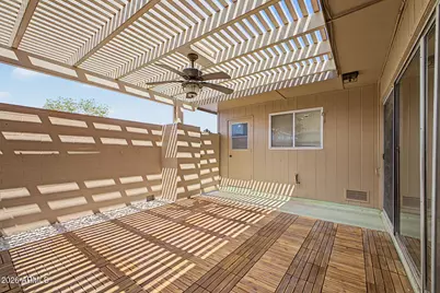 10930 W Topaz Drive, Sun City, AZ 85351 - Photo 17