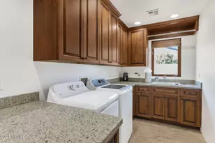 4209 E Weldon Ave, Phoenix, AZ 85018 - Photo 21