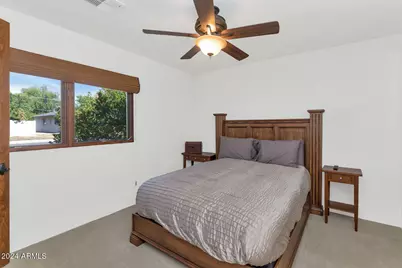 4209 E Weldon Avenue, Phoenix, AZ 85018 - Photo 17