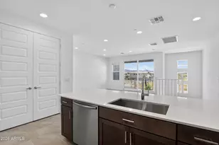 8149 E Petunia Ave, Mesa, AZ 85212 - Photo 9