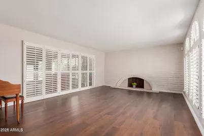 481 W Half Moon Way, Chandler, AZ 85225 - Photo 5