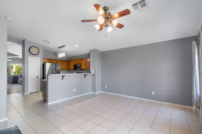 11173 W Manzanita Drive, Peoria, AZ 85345 - Photo 9