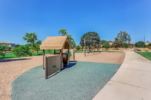 4674 E Maplewood St, Gilbert, AZ 85297 - Photo 83