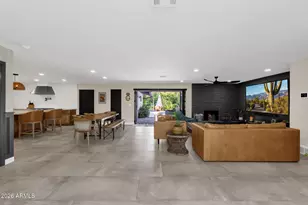 3041 N 49th Ct, Phoenix, AZ 85018 - Photo 5
