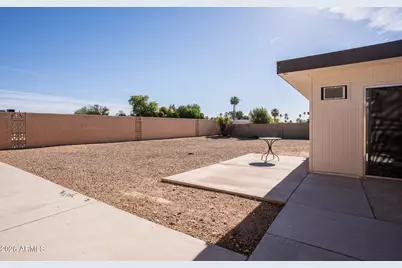 10610 W Garnette Drive, Sun City, AZ 85373 - Photo 39