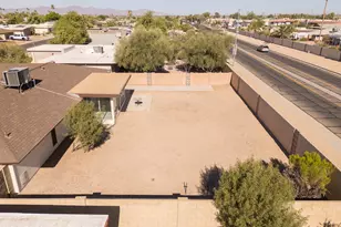 10610 W Garnette Dr, Sun City, AZ 85373 - Photo 43