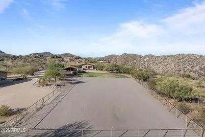 38275 S Blue Tank Trail, Wickenburg, AZ 85390 - Photo 3
