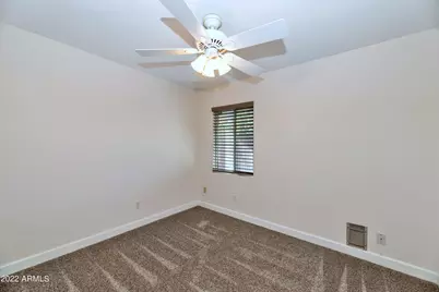 2501 E Highland Avenue, Phoenix, AZ 85016 - Photo 13