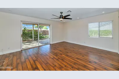 2501 E Highland Avenue, Phoenix, AZ 85016 - Photo 5