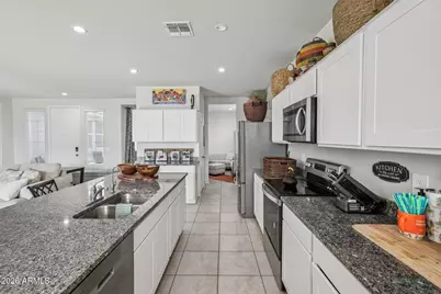36203 W San Alvarez Avenue W, Maricopa, AZ 85138 - Photo 9