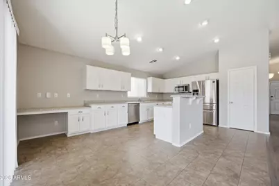 17200 W Watkins Street, Goodyear, AZ 85338 - Photo 7