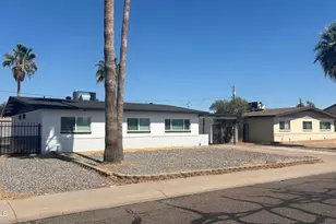 11423 N 33rd Ave, Phoenix, AZ 85029 - Photo 3