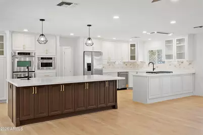 7801 N 16th Lane, Phoenix, AZ 85021 - Photo 11