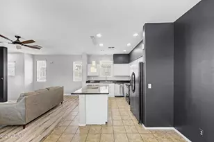 2012 N 78th Glen, Phoenix, AZ 85035 - Photo 13