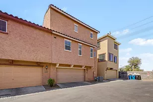 2012 N 78th Glen, Phoenix, AZ 85035 - Photo 5