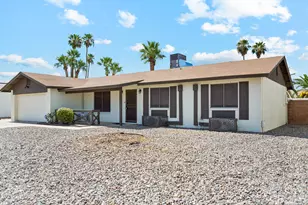 12409 N Columbine Dr, Phoenix, AZ 85029 - Photo 1